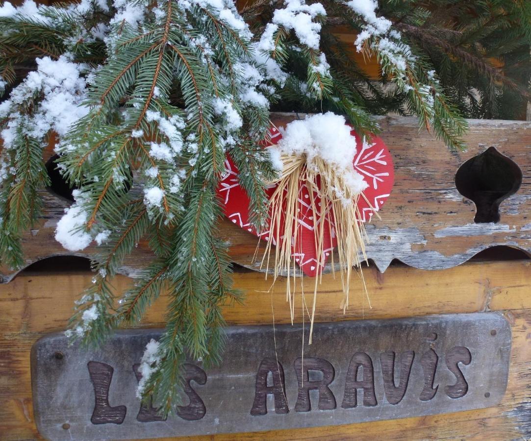 "Chalet Les Aravis" Chalet Et Appartements Le Grand-Bornand Eksteriør bilde