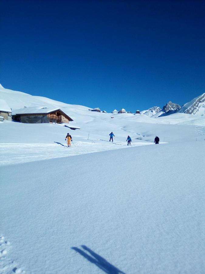 "Chalet Les Aravis" Chalet Et Appartements Le Grand-Bornand Eksteriør bilde