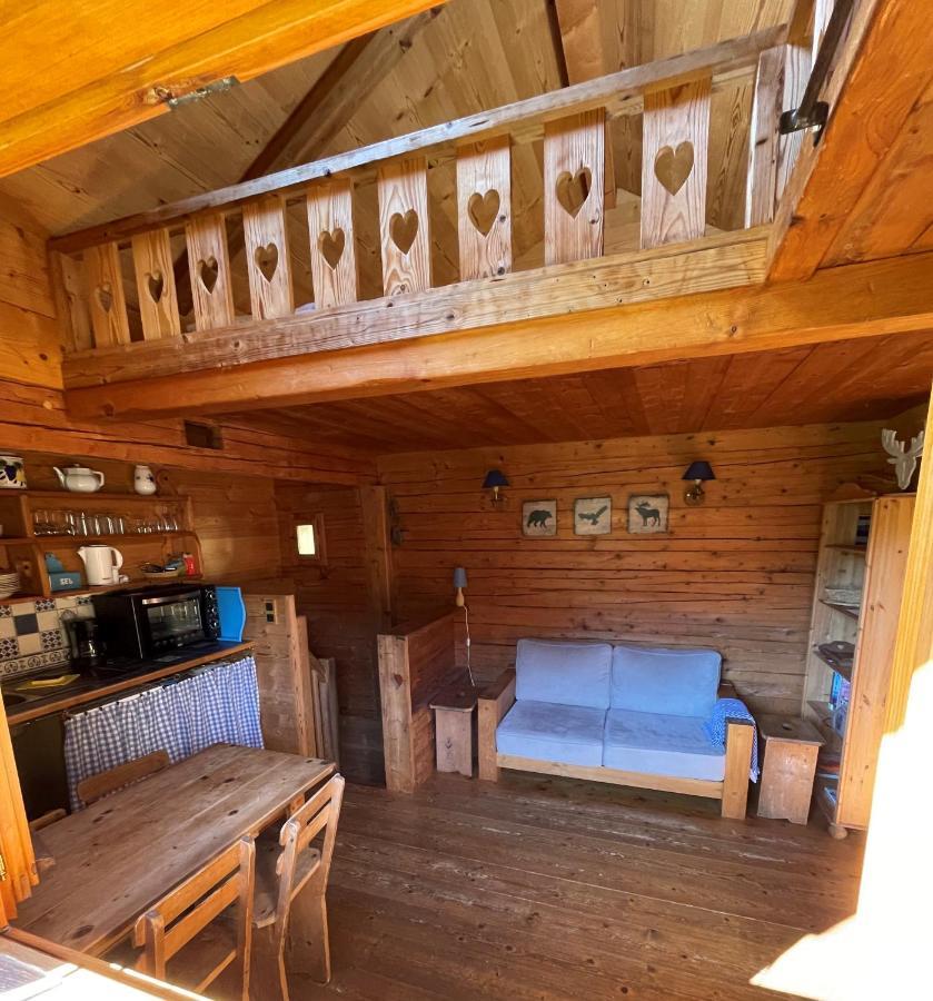"Chalet Les Aravis" Chalet Et Appartements Le Grand-Bornand Eksteriør bilde