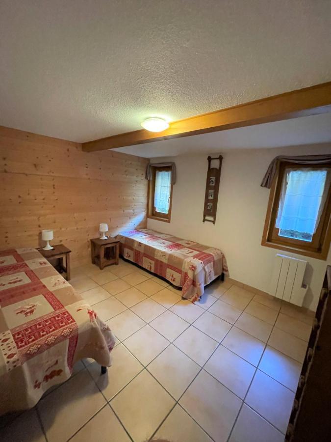 "Chalet Les Aravis" Chalet Et Appartements Le Grand-Bornand Eksteriør bilde